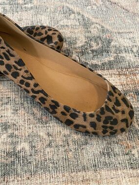 Leopard Print Women’s Ballet Flats - Tan/Black